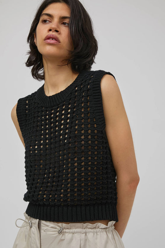 No.6 Reed Tank in Black