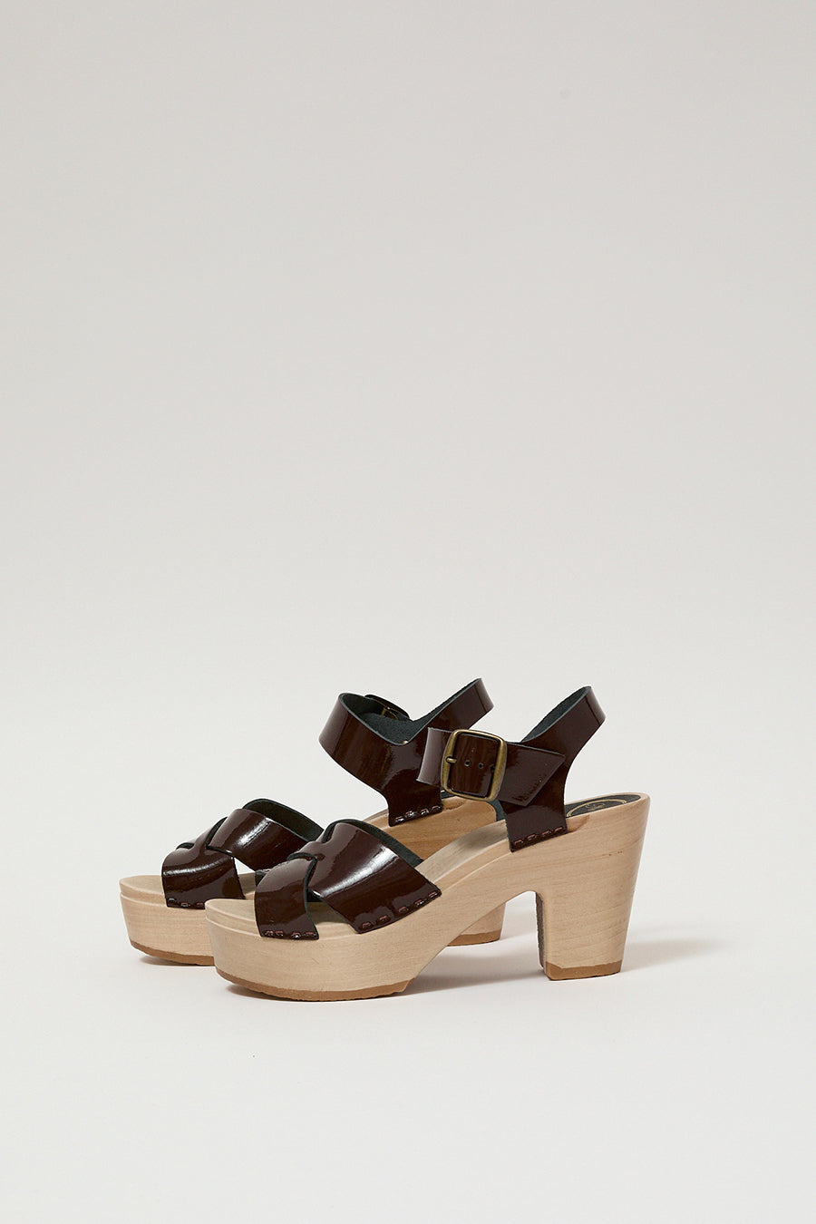 No.6 Shelby Clog on Platform in Chocolate Patent