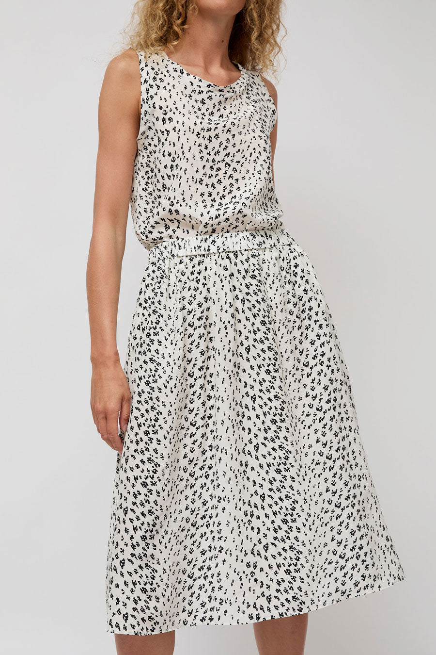 No.6 Sister Skirt in White and Black Cheetah Print