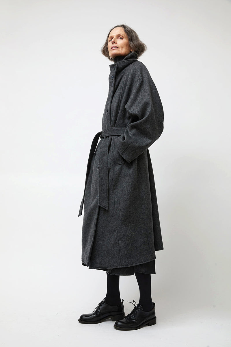 No.6 Bridge Coat in Charcoal