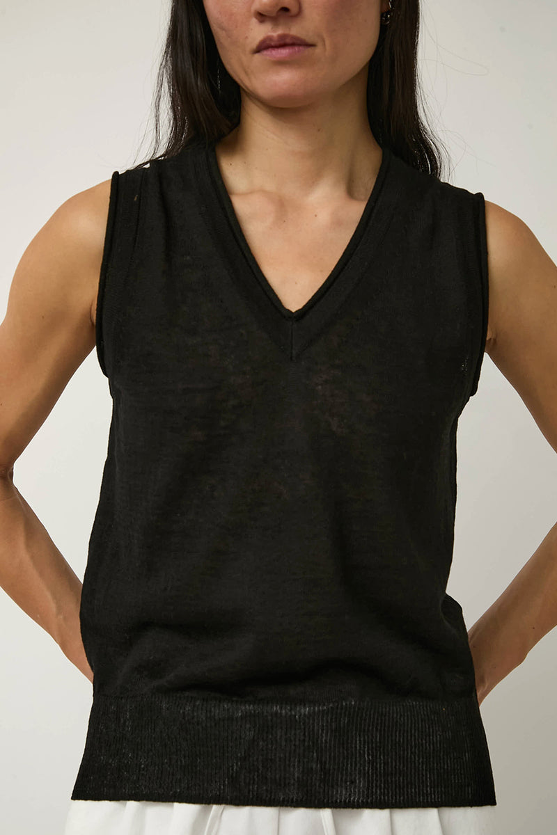 Nothing Written Dore Sleeveless Knit Top in Black
