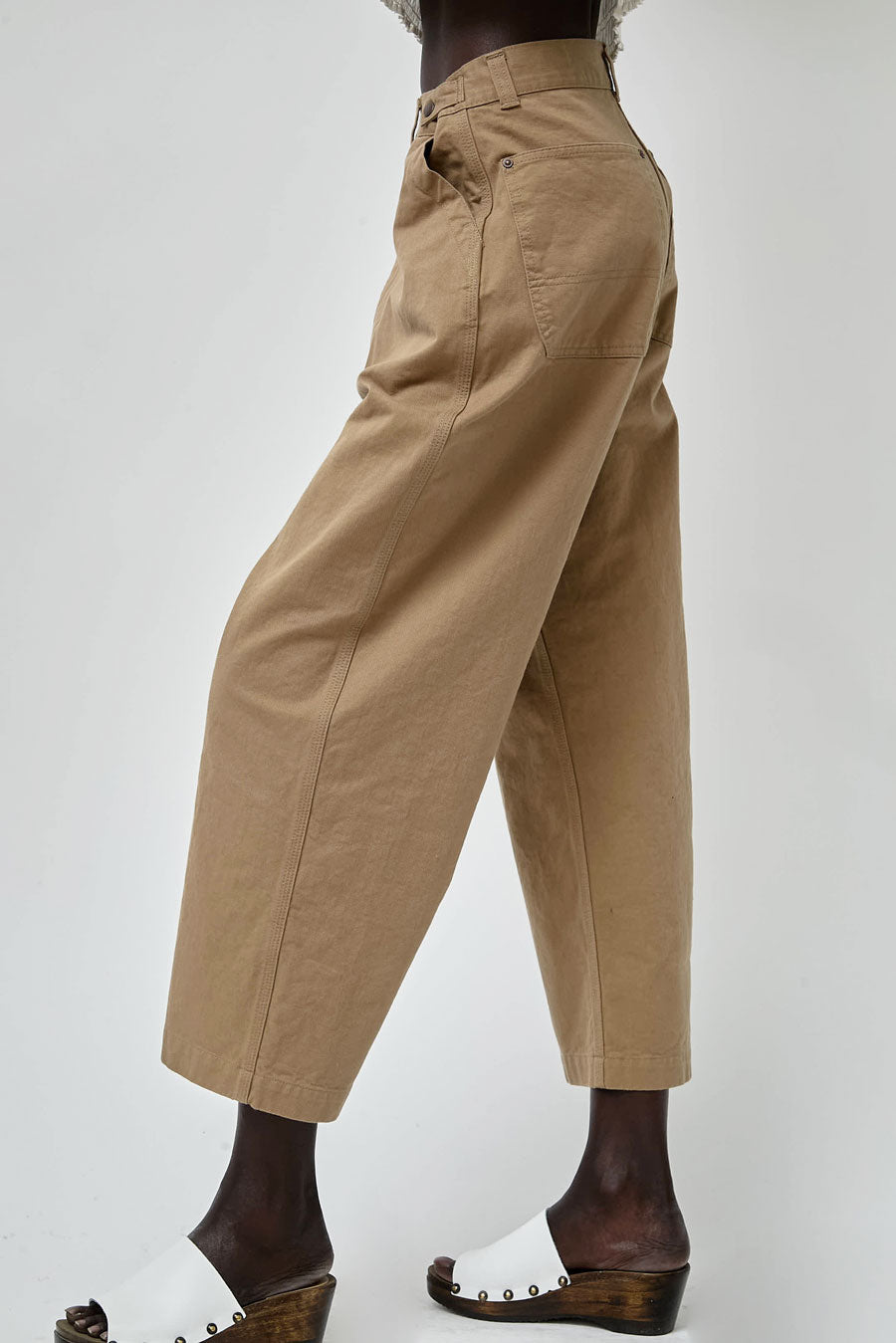 Ordinary Fits Bell Pant in Beige