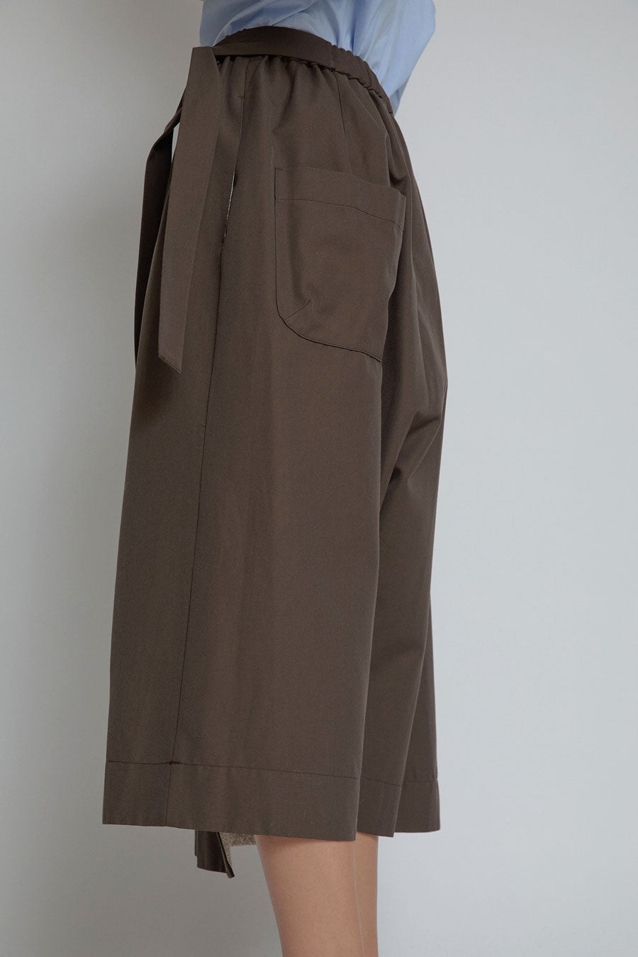 Quitan Wide Cricket Pants in Dark Brown