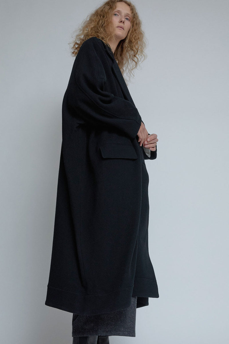Quitan Wool Cashmere Trench Coat in Black