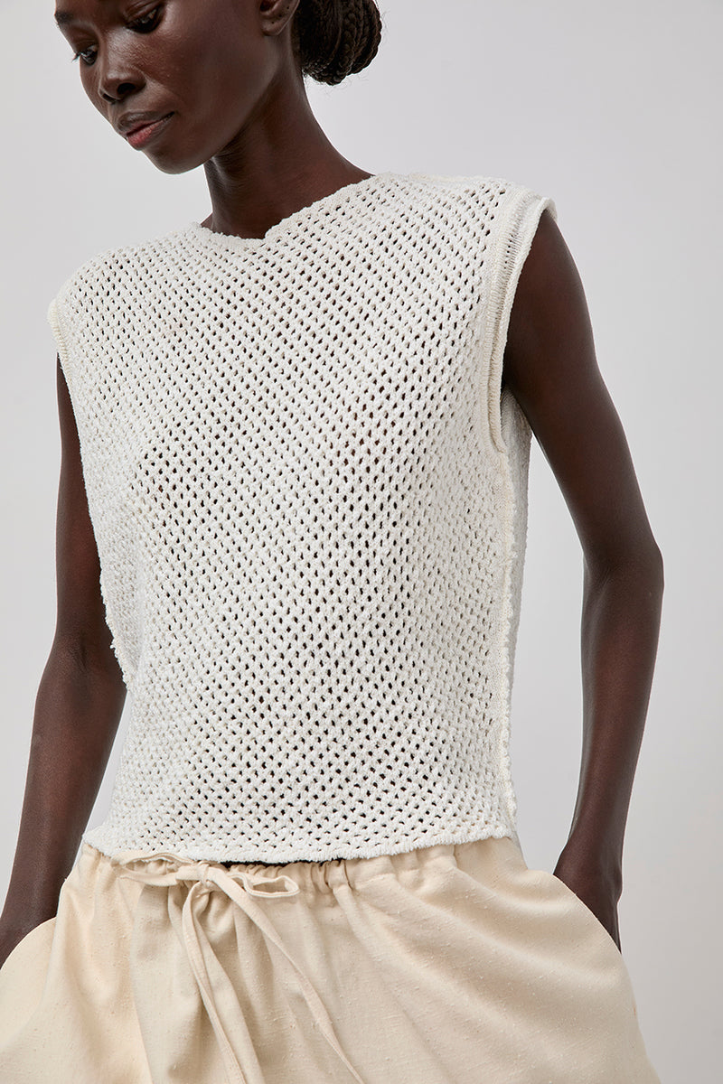 RUS Miru Vest in Chalk