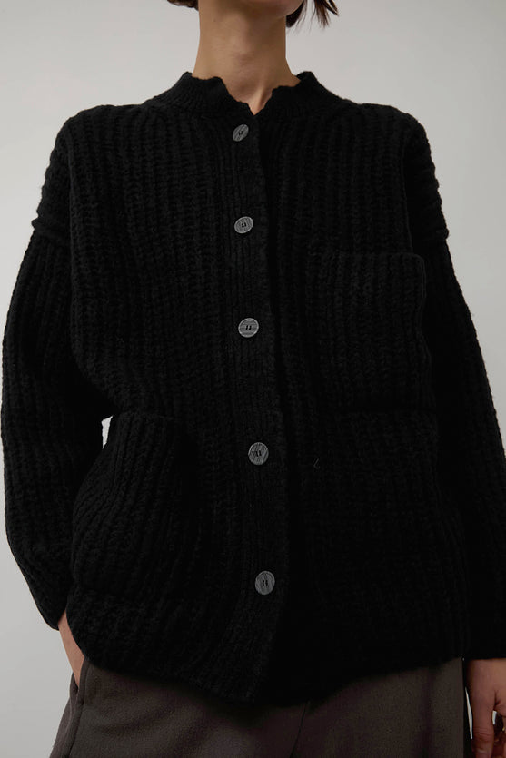 RUS Nui Cardigan in Black
