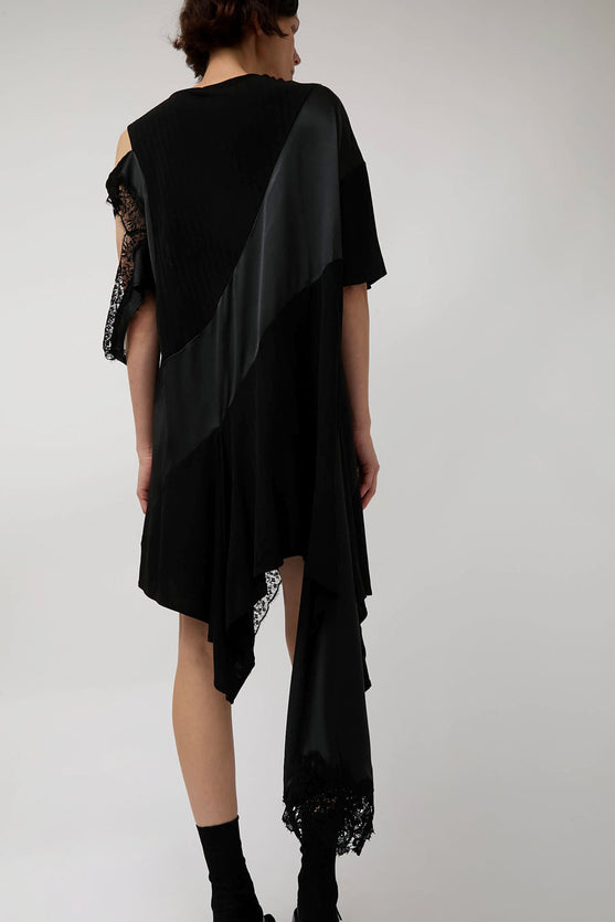 Rave Review Juliette Dress in Black and Lace
