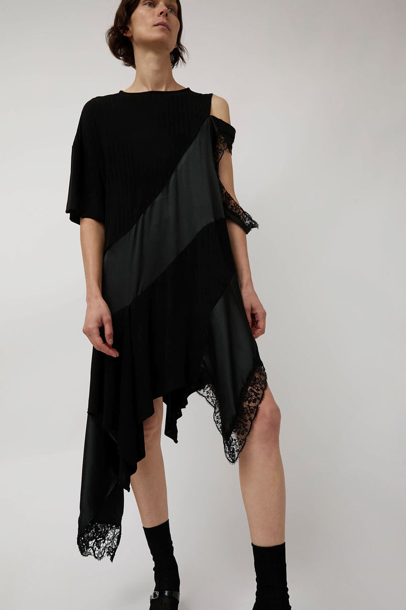 Rave Review Juliette Dress in Black and Lace