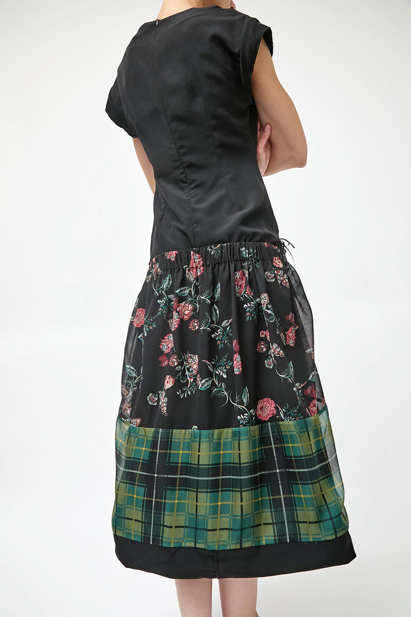 Rave Review Lily Dress in Black Floral
