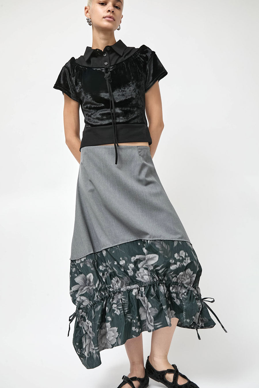 Rave Review Vita Skirt in Grey and Black Floral