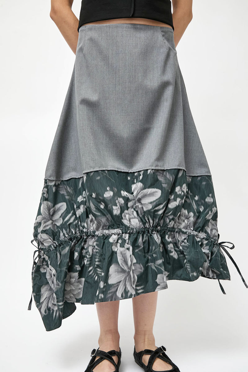 Rave Review Vita Skirt in Grey and Black Floral