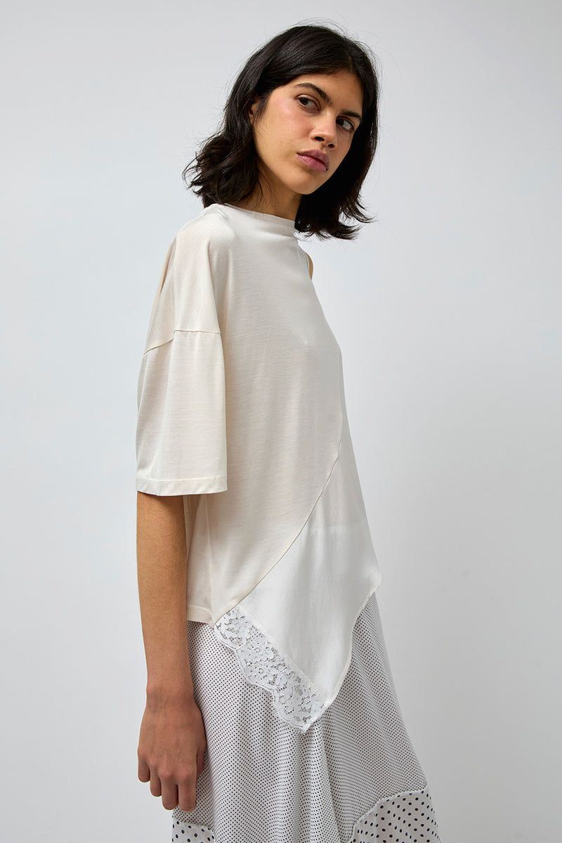 Rave Review Luna Top in White and Lace