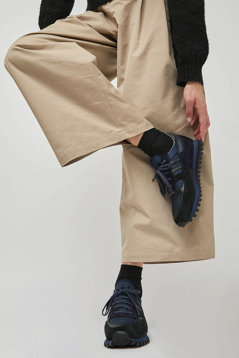 Reproduction of Found Marathon Trainer in Dark Navy and Black