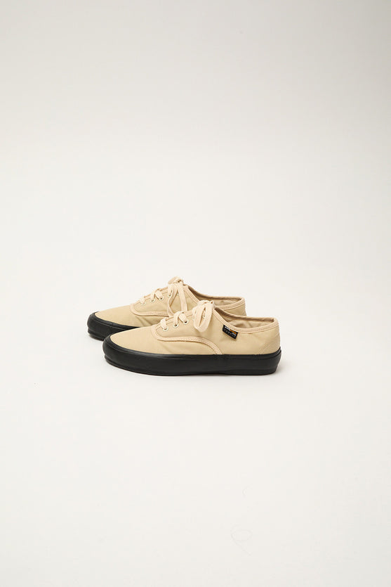 Reproduction of Found 5851 Trainer in Natural with Black Sole