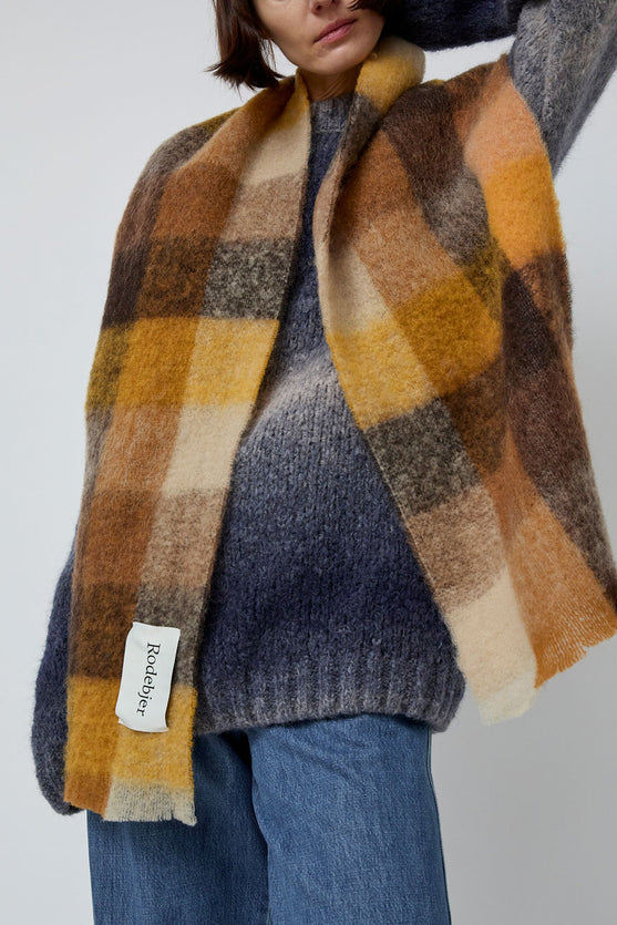 Rodebjer Misty Scarf in Burnt Umber