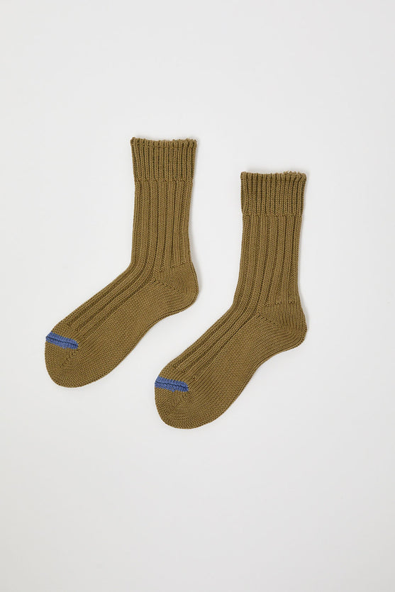 Rototo Chunky Ribbed Socks in Olive