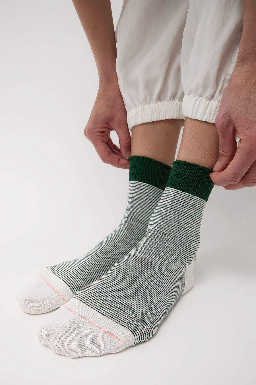 Rototo Fine Stripe Mini Crew Socks in Dark Green
