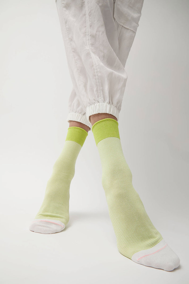 Rototo Fine Stripe Mini Crew Socks in Lime