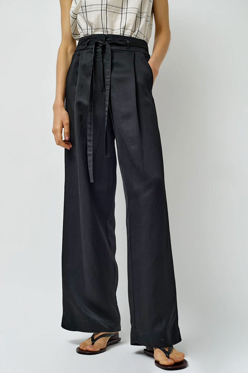 Rue Blanche Sunno Pant in Black