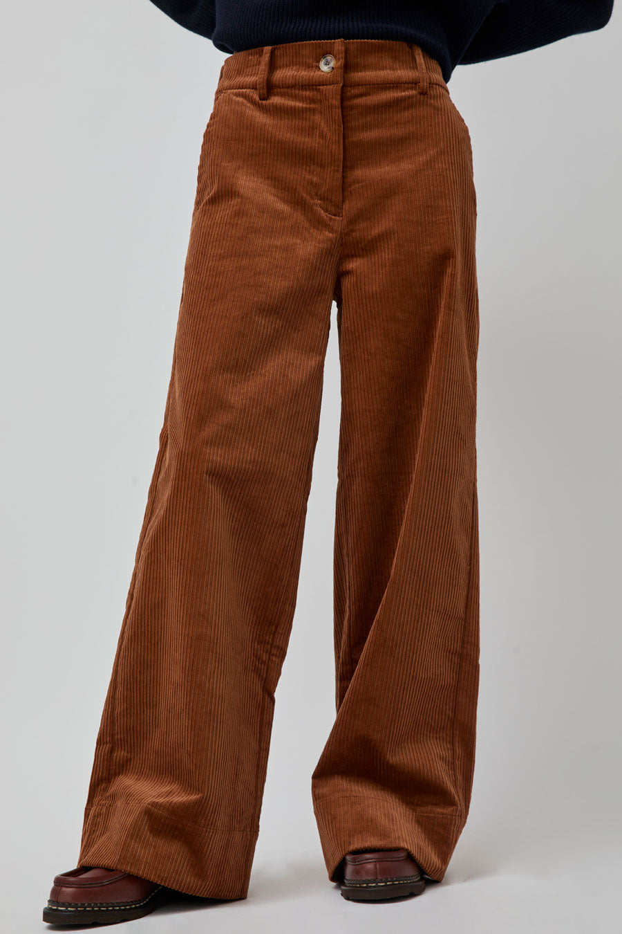 Rue De Tokyo Philly Trousers In Golden Brown Corduroy
