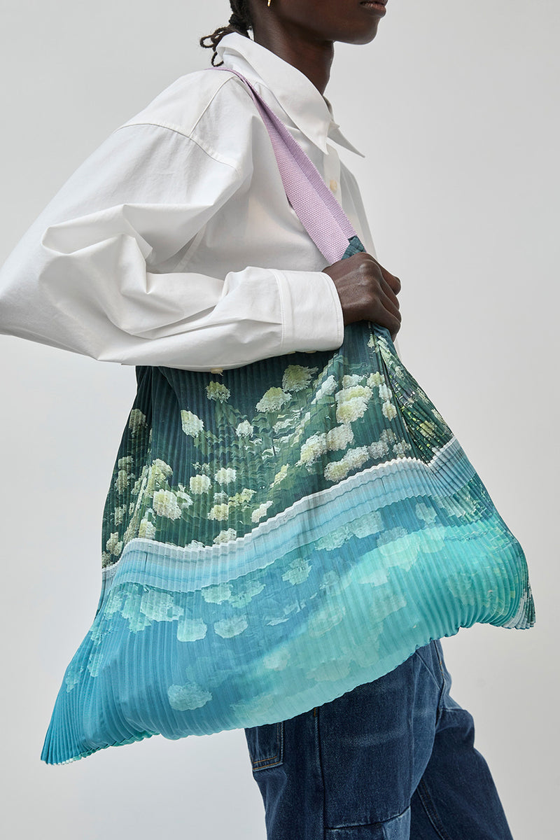 No.6 Pleated Tote Bag in Bellport Blue