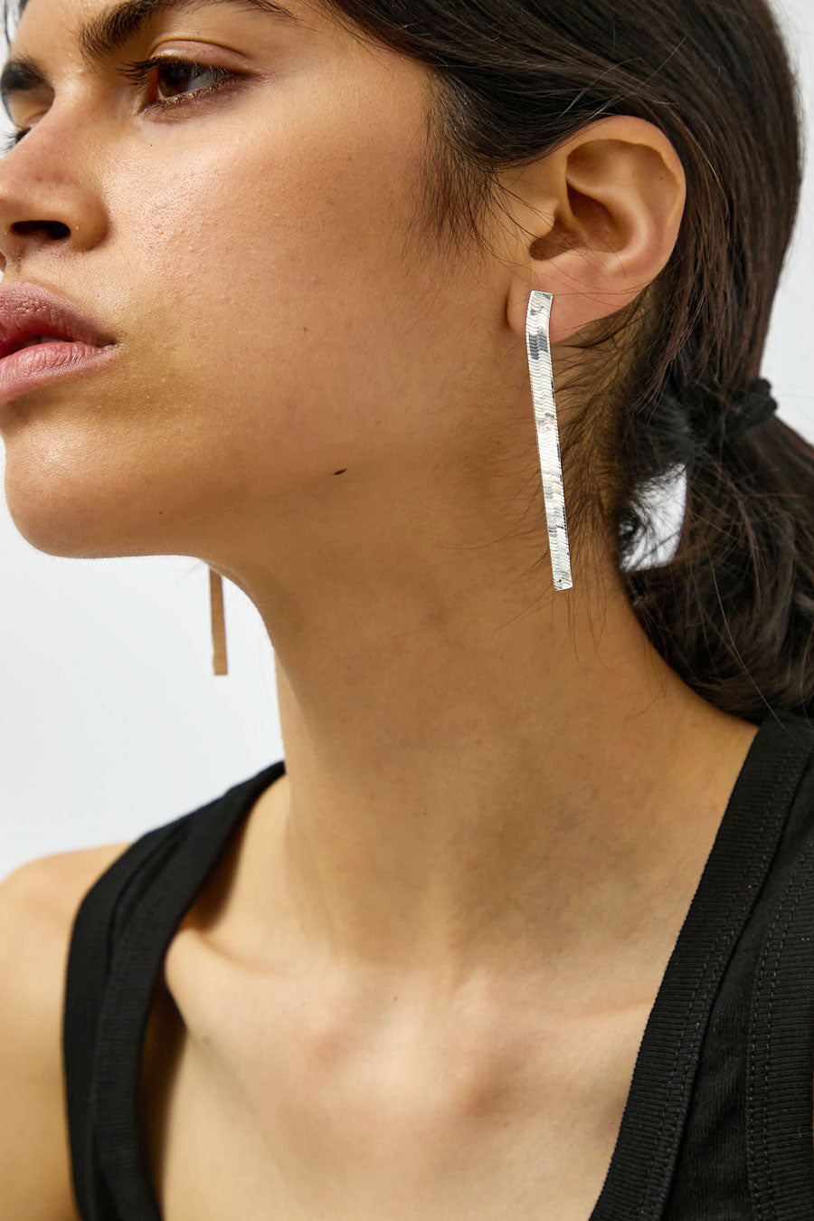 Saskia Diez Fluid Earrings Short in Silver