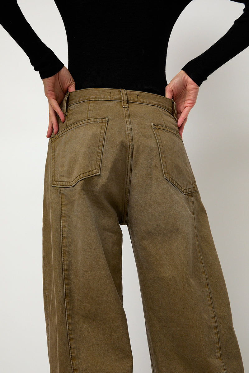 Sayaka Davis Barrel Denim Pants in Mocha