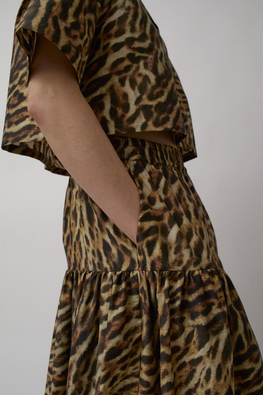 Leopard wrap 2024 skirt 80s