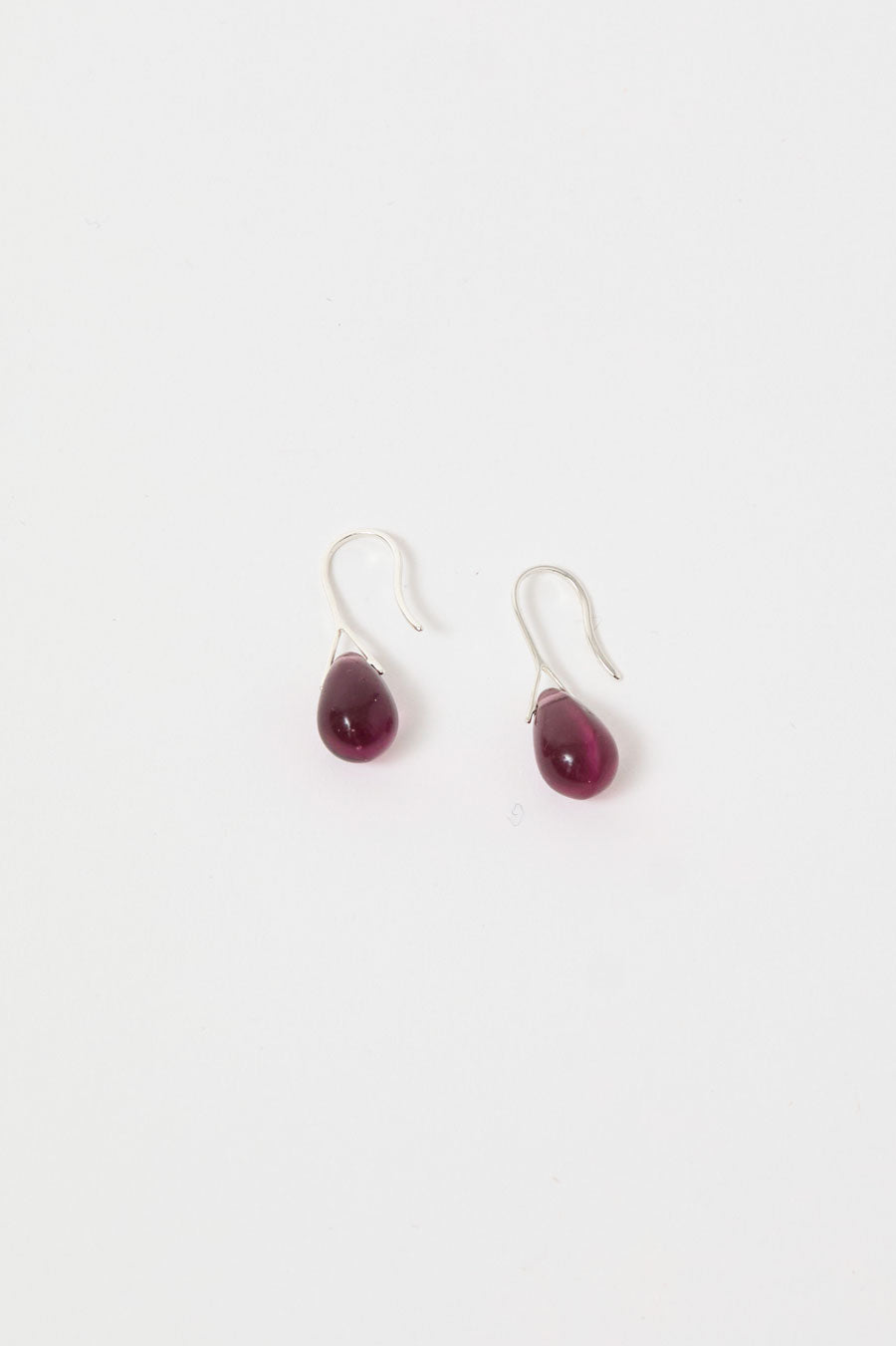 Sisi Joia Gota Mini Earrings in Purple and Silver