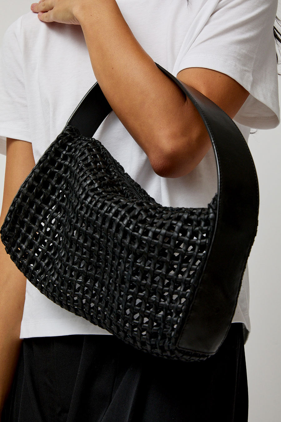 St. Agni Macrame Mesh Bag in Black