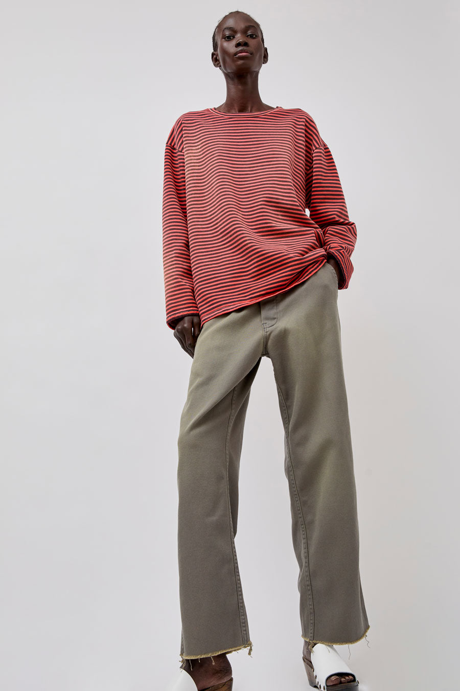 Sultan Wash Petit Baggy UK Cut Pant in Gris Kaki