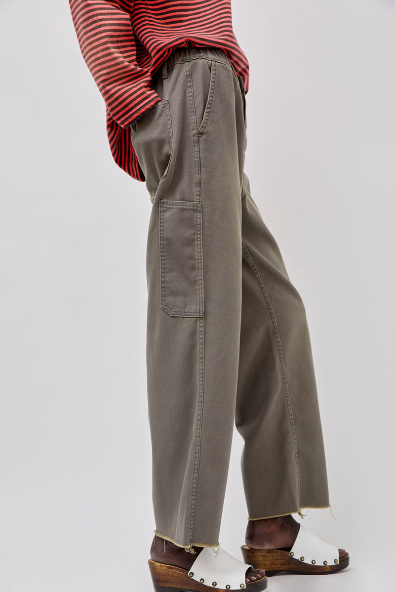 Sultan Wash Petit Baggy UK Cut Pant in Gris Kaki
