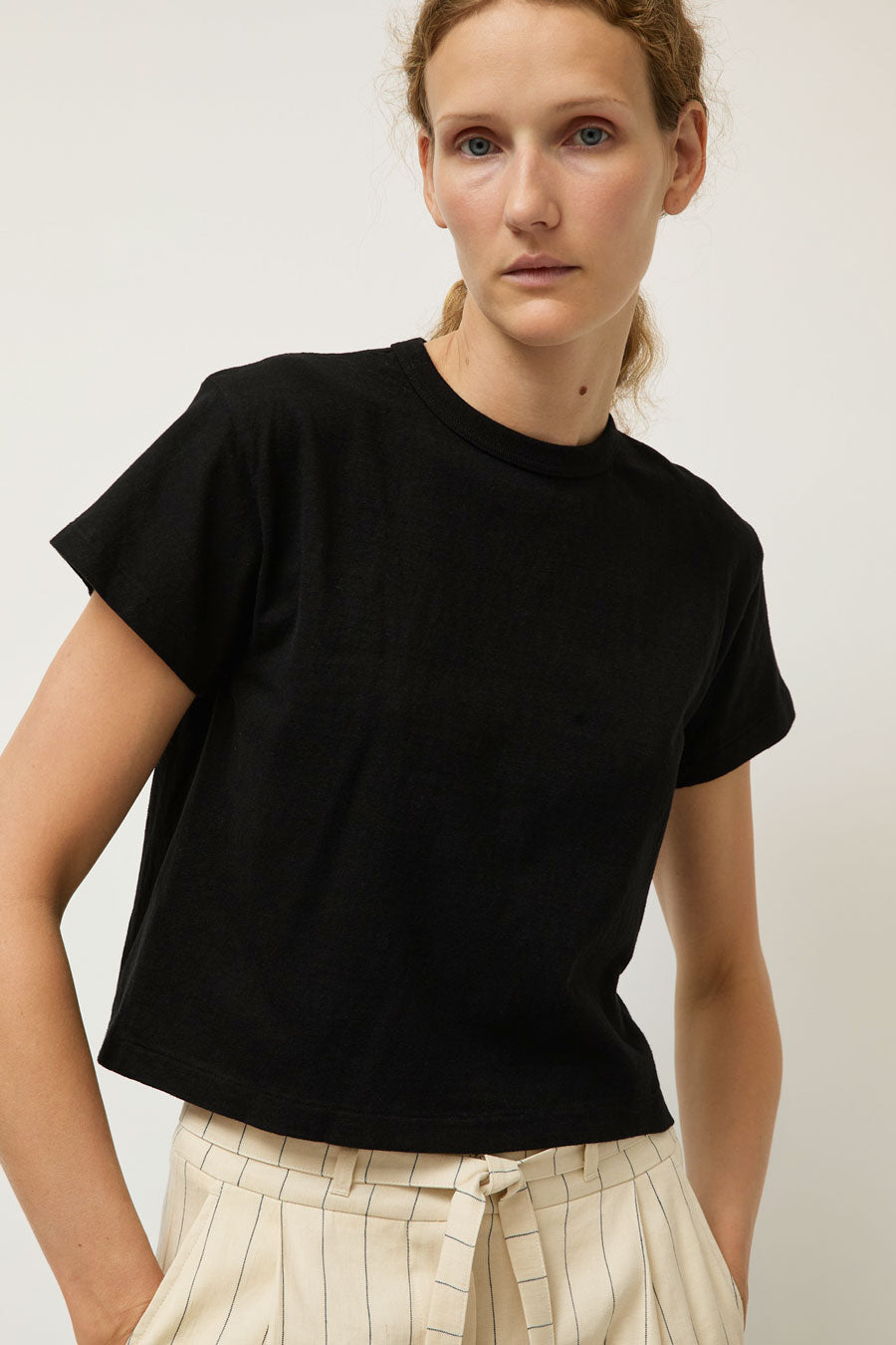Sunray Hi'aka Short Sleeve T Shirt in Anthracite