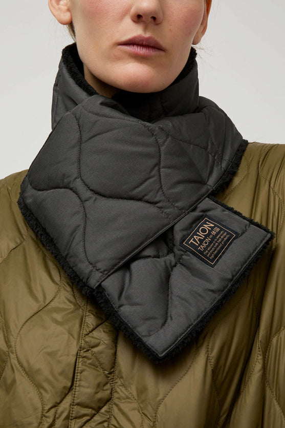 TAION Military Reversible Down Scarf in Charcoal and Black