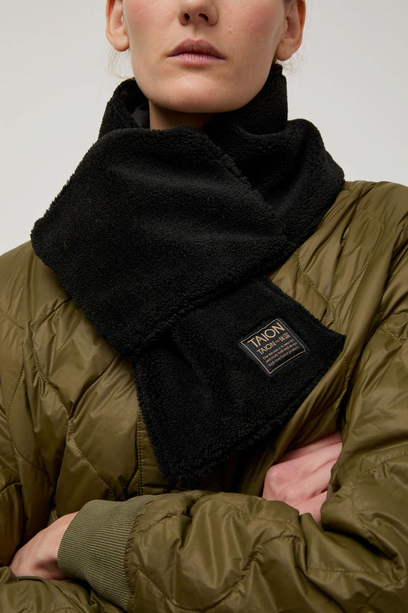 TAION Military Reversible Down Scarf in Charcoal and Black