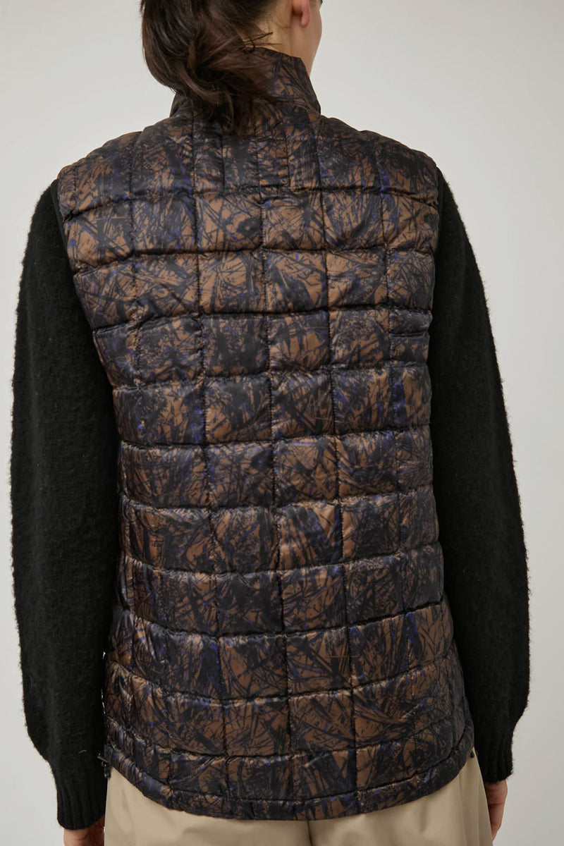 TAION Mountain Hi-Neck W-Zip Light Down Vest in Brushed Meadows