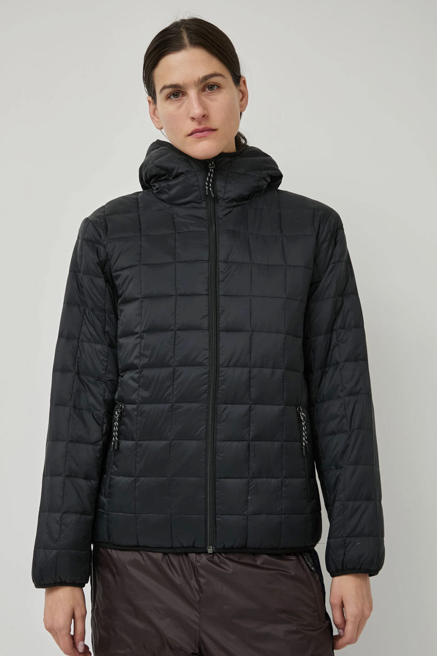 TAION Mountain Reversible Hood Jacket in Black and Beige