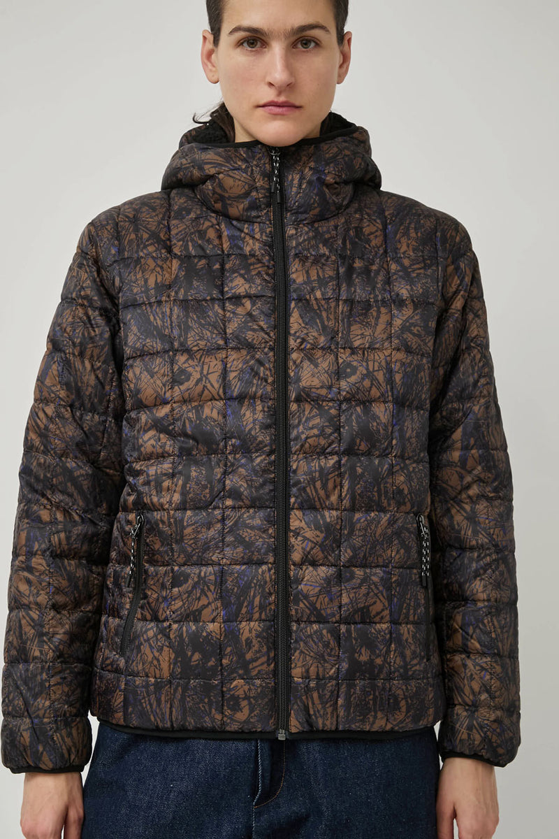 TAION Mountain Reversible Hood Jacket in Brushed Meadows and Black