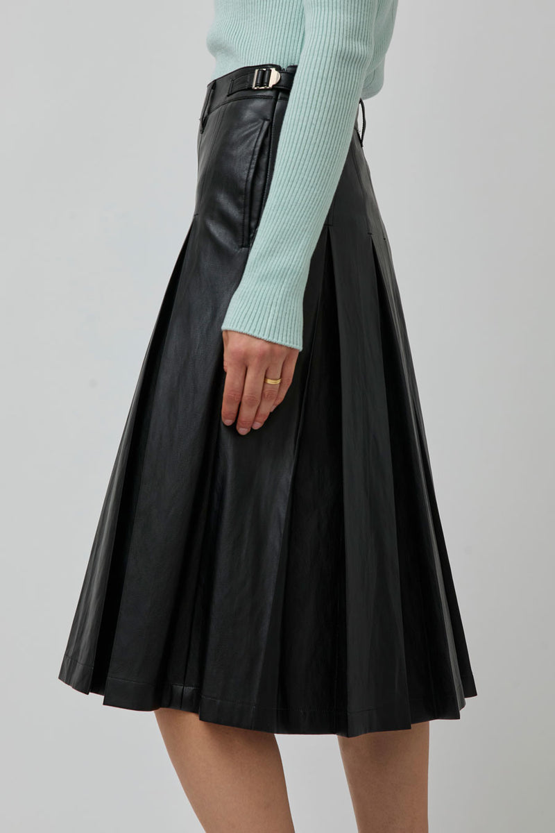 TONYWACK Faux Leather Pleated Midi Skirt in Black