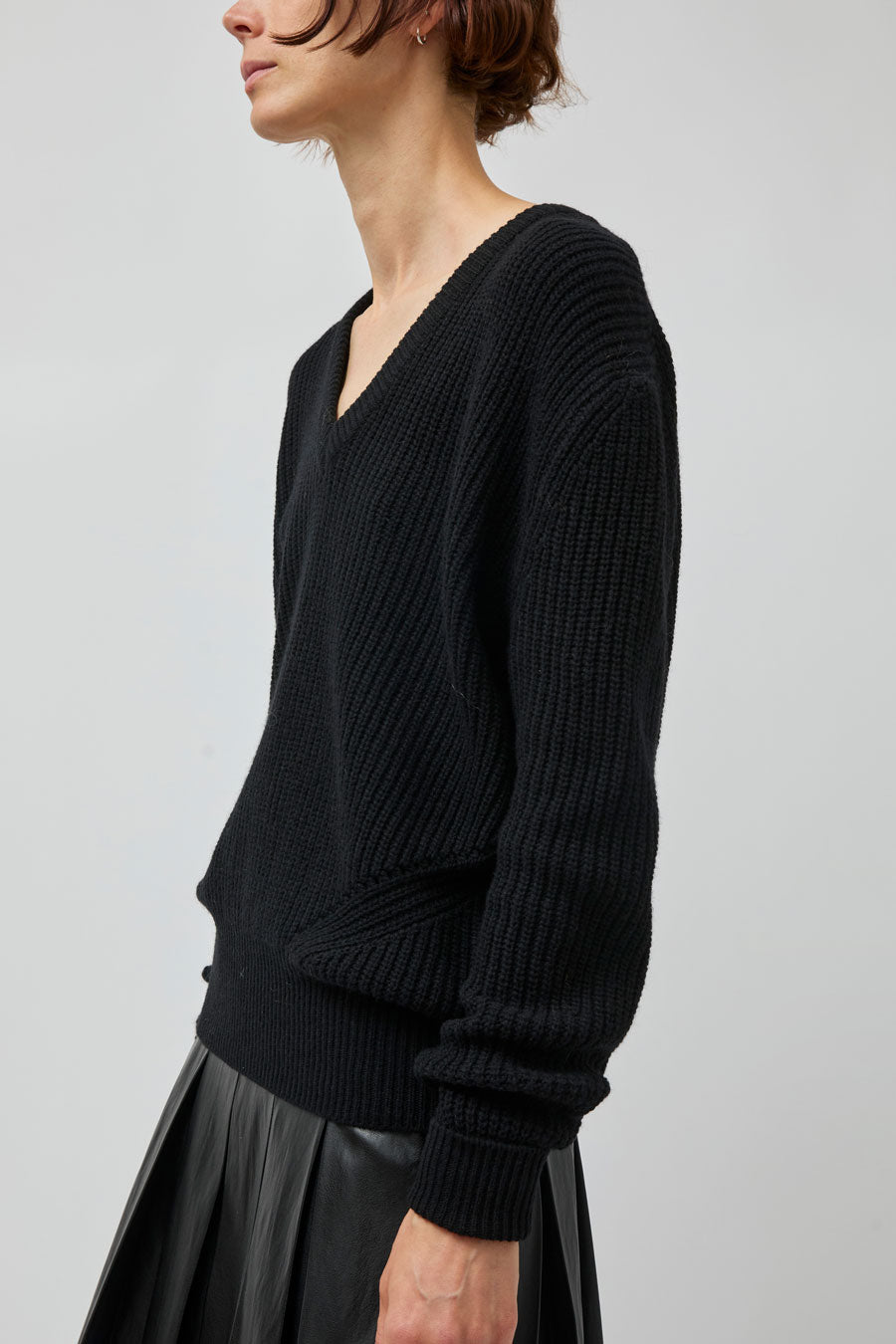 TONYWACK Merino Wool V-Neck Sweater in Black