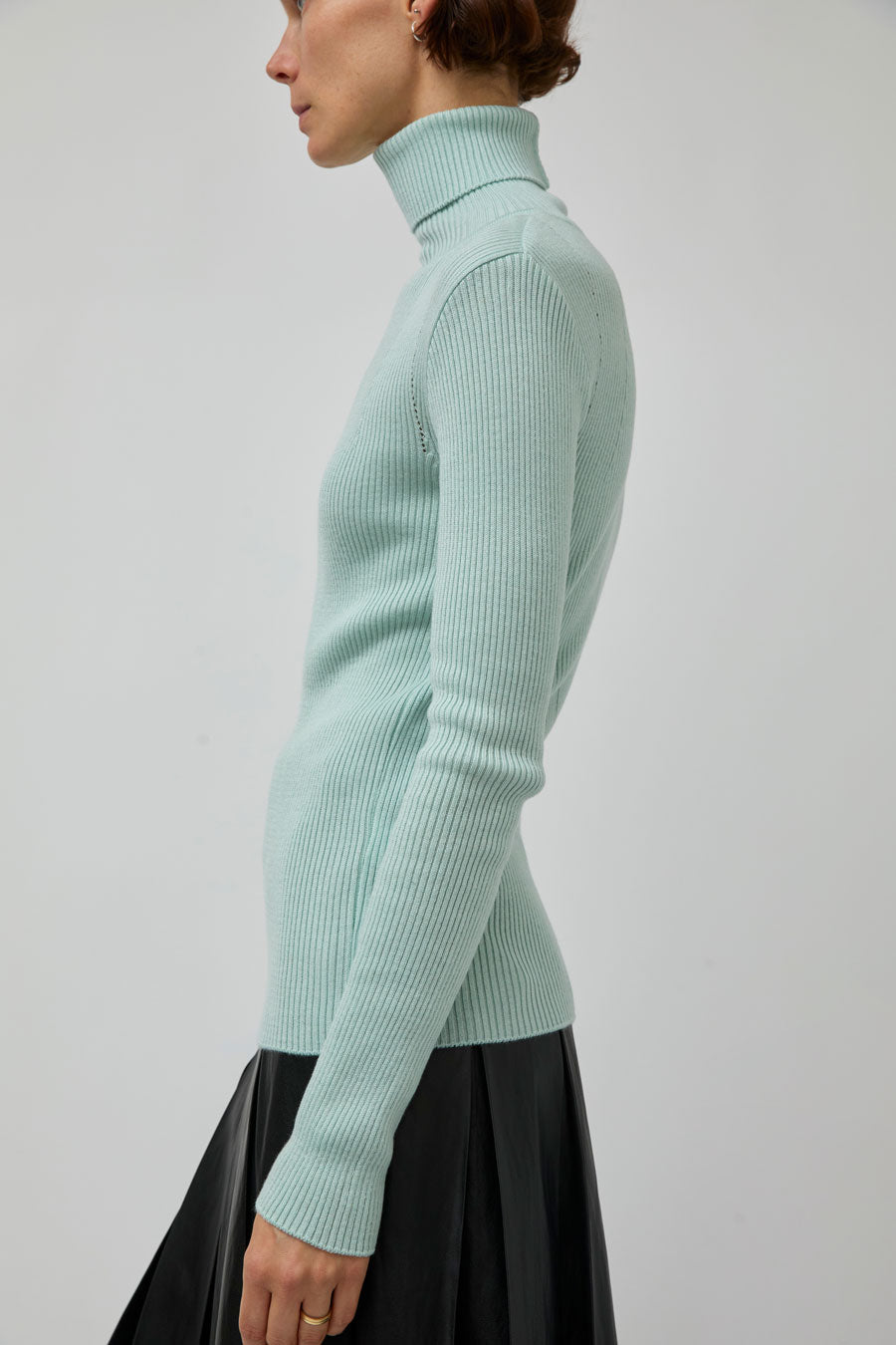 TONYWACK Slim-Fit Ribbed Turtleneck in Mint