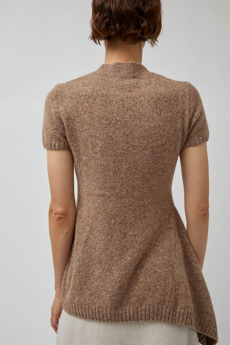 UMARMUNG Asymmetric Hem Half Sleeve Pullover in Bagel