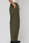 UMARMUNG Lightweight Cotton Oval Silhouette Pant in Cactus