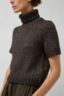 UMARMUNG Turtleneck Cropped Pullover in Bark