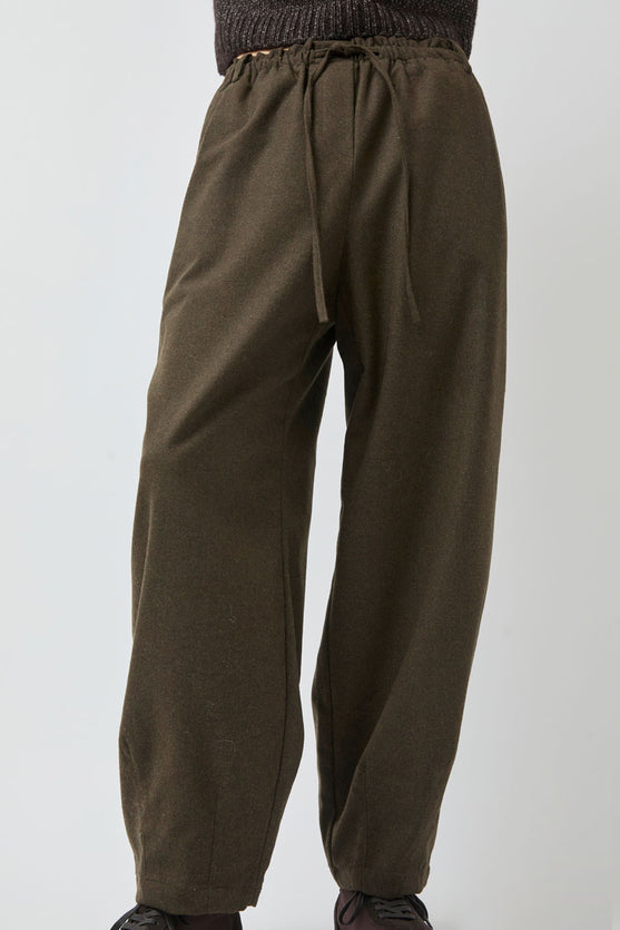 UMARMUNG Wool Flannel Oval Silhouette Pants in Dark Olive