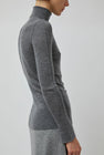 UMARMUNG Weightless Wool Turtle Neck Split Pullover in Heather Grey