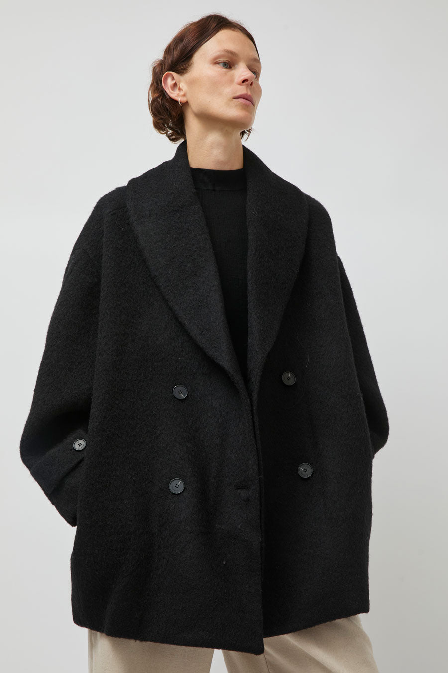 UMARMUNG Wool Alpaca Shawl Collar Half Coat in Black
