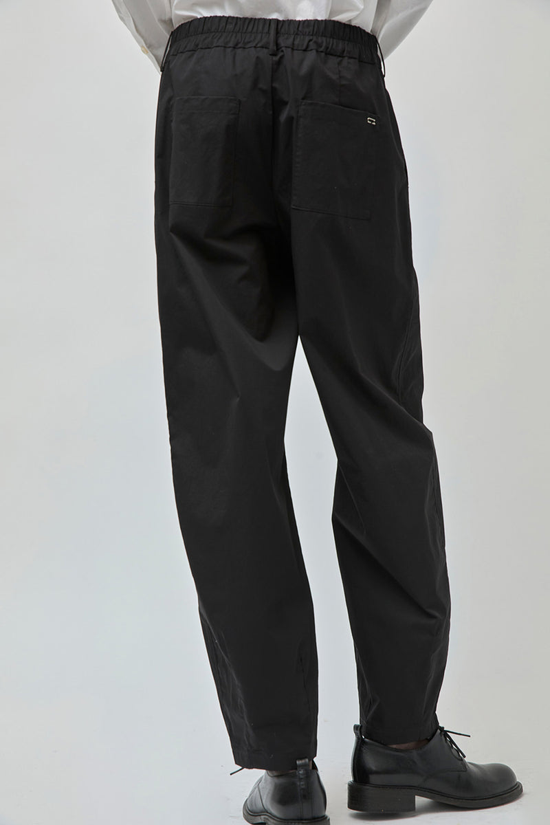 UMARMUNG Extra Long Staple Cotton Oval Silhouette Pants in Black