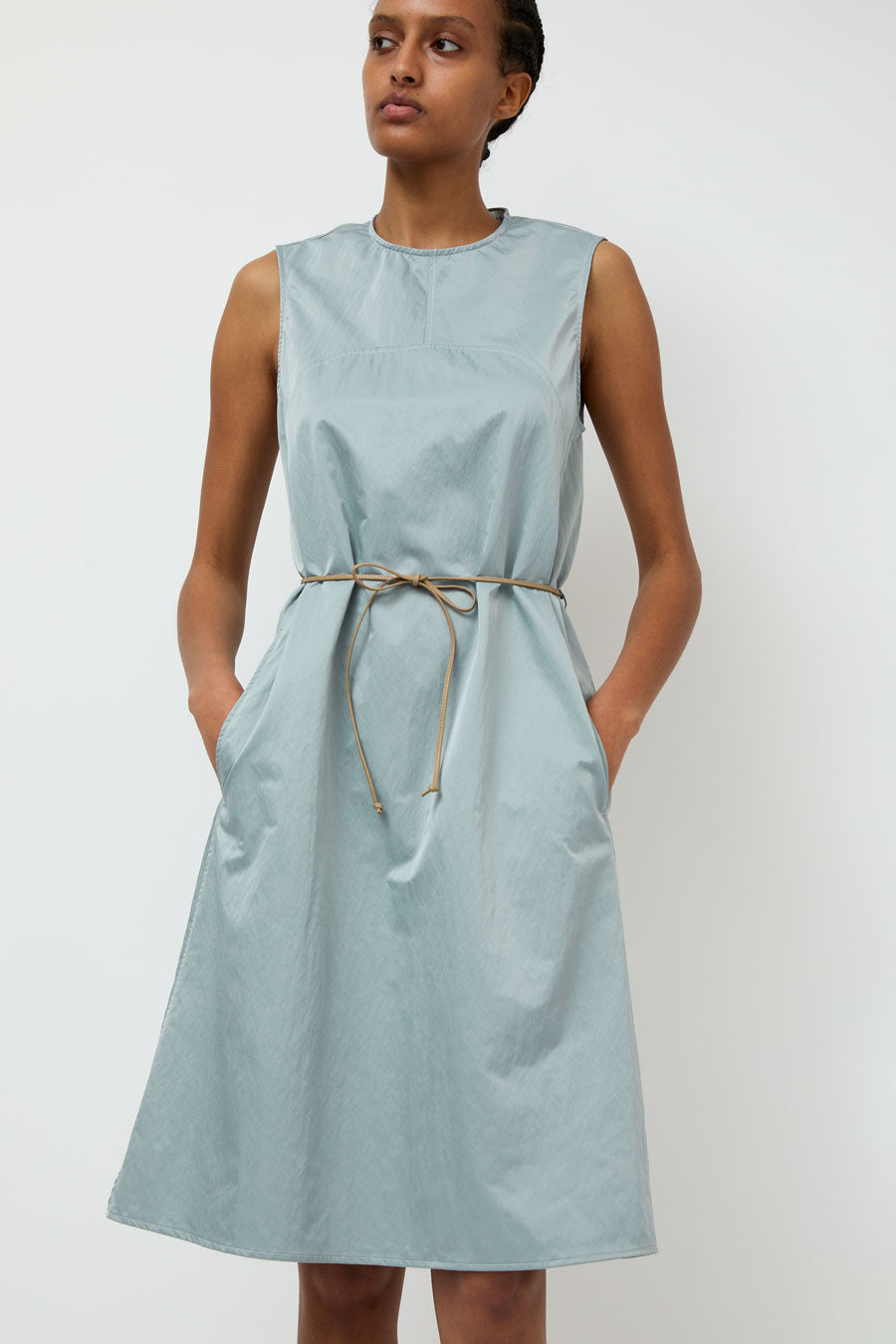 Wanze Belted Waist Dress in Silver Blue