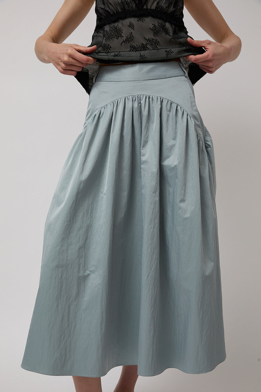 Wanze Long Gathered Skirt in Silver Blue